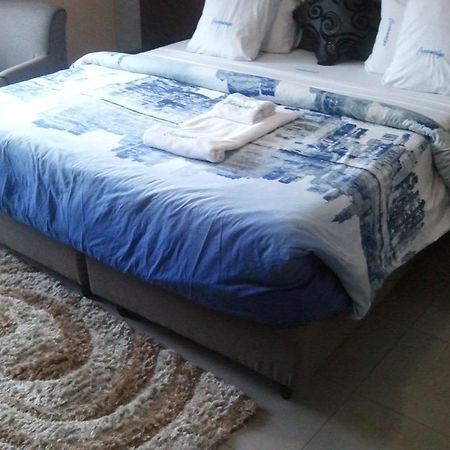 Crownedge Hotels Икея Номер фото